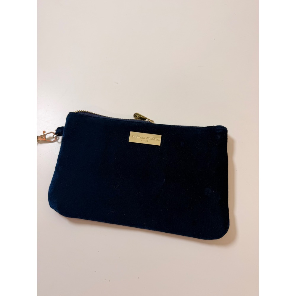 Adrienne Vittadini‎ Wristlet Women OS Navy Blue Excellent Velvet Floral Lining